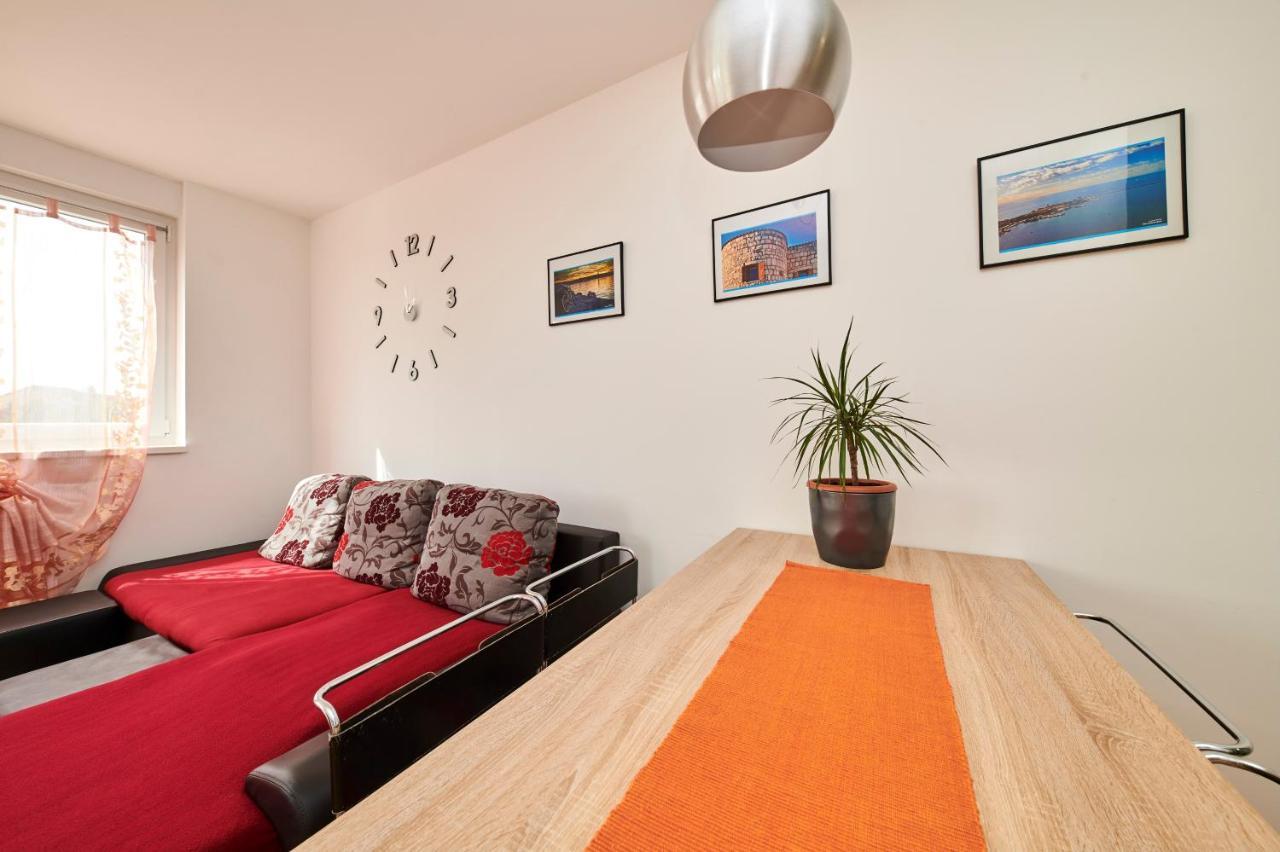 Apartmán De Cero Umag Exteriér fotografie