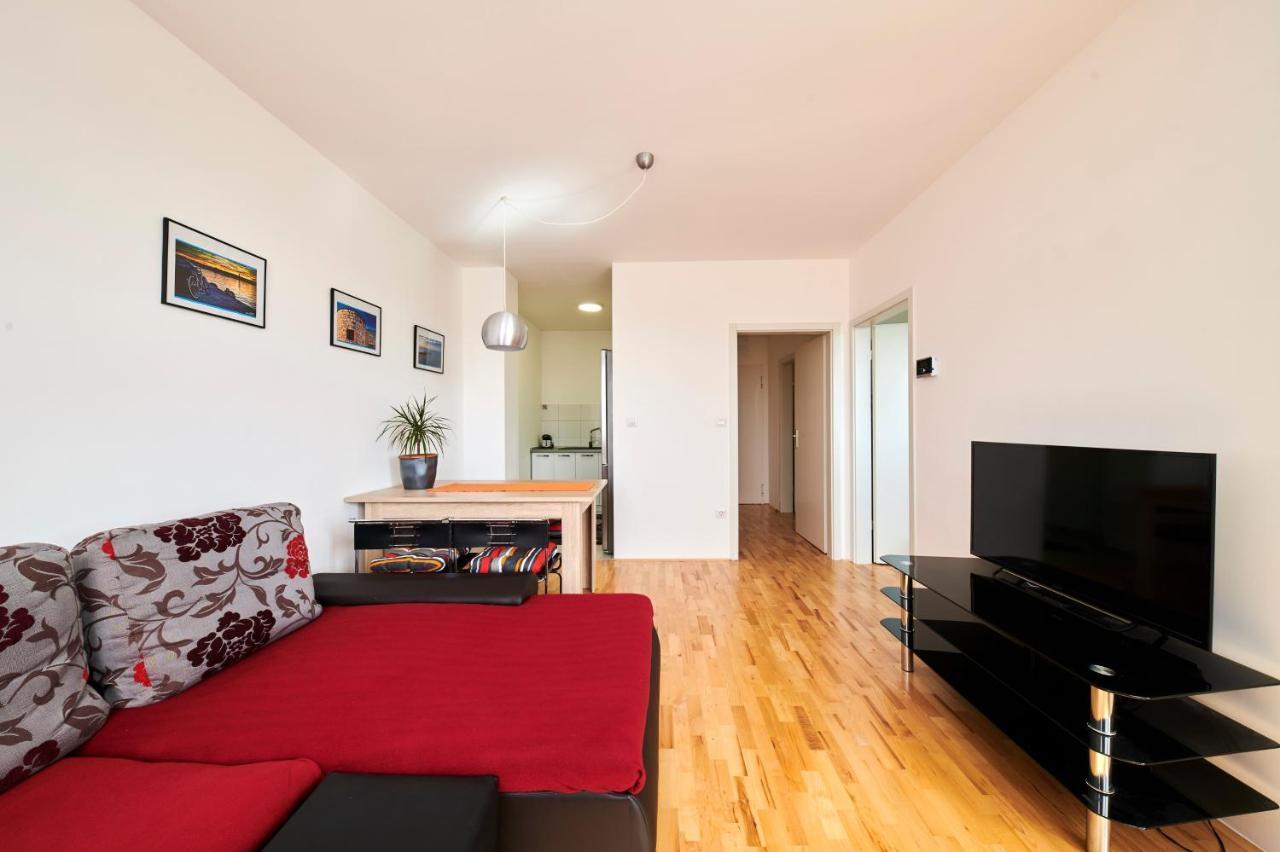 Apartmán De Cero Umag Exteriér fotografie