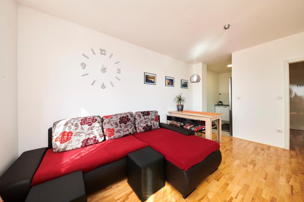 Apartmán De Cero Umag Exteriér fotografie